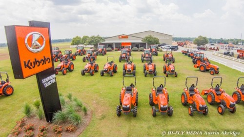 Southern Tractor and Outdoors Recognized with Kubota Elite Award of Excellence