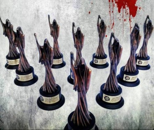 2016 iHorror.com Award Statues Crafted by Company That Produces Oscar Trophies