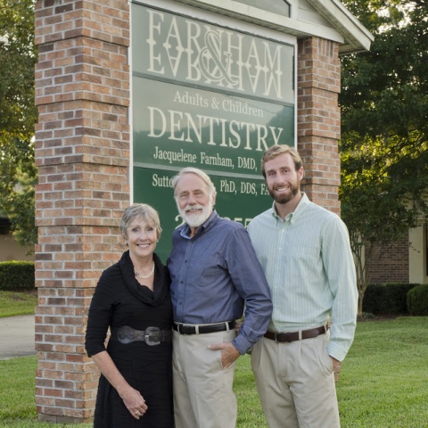 Mandarin Jacksonville FL Dentist Celebrates Third Anniversary with Family Clinic